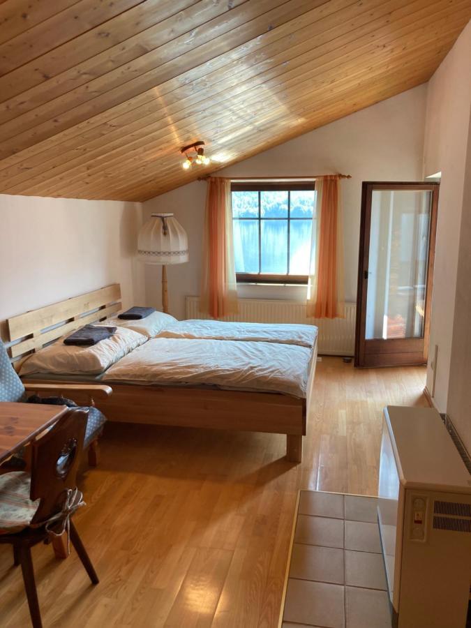 Privatzimmer Am See Hallstatt Exterior photo